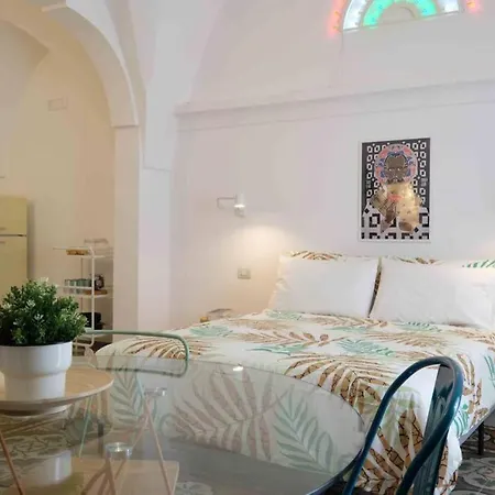 Poerio 5 In * Ostuni